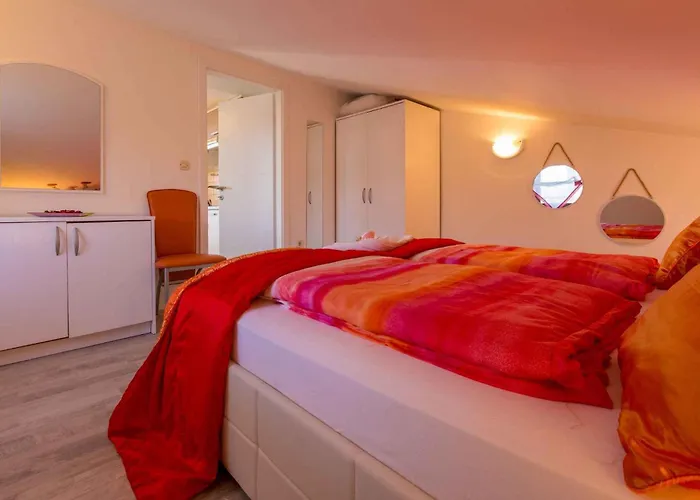 In 39081 * Crikvenica